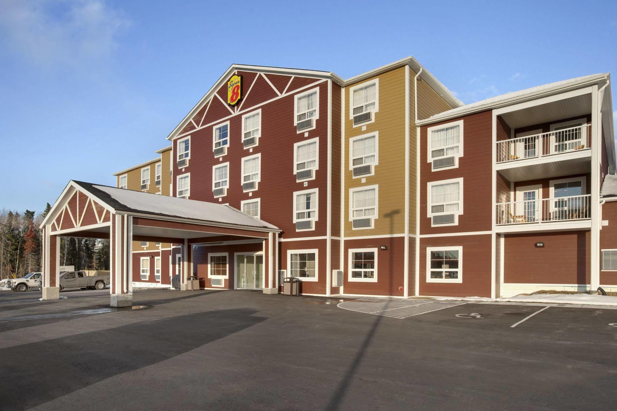 Super 8 By Wyndham Red Lake On Bagian luar foto